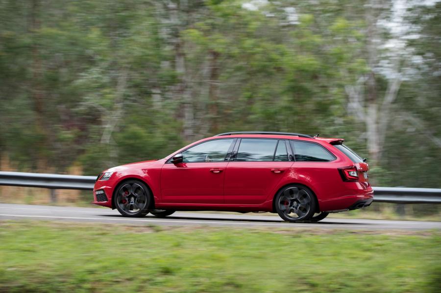  Skoda Octavia RS 245 Combi (5E) 2017 года  (AU) (фото 30 из 40)